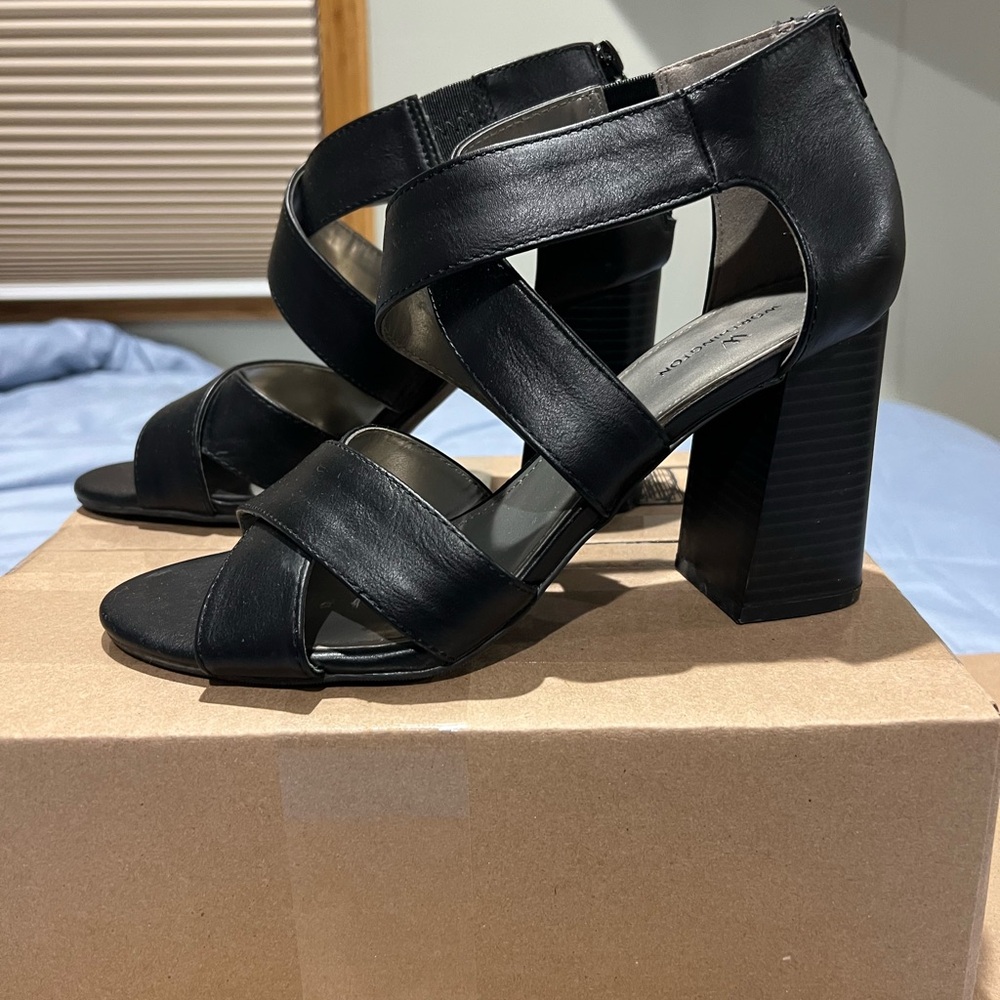 Worthington Black Crisscross Block Heel Sandals Size 9M Excellent Preowned Cond.